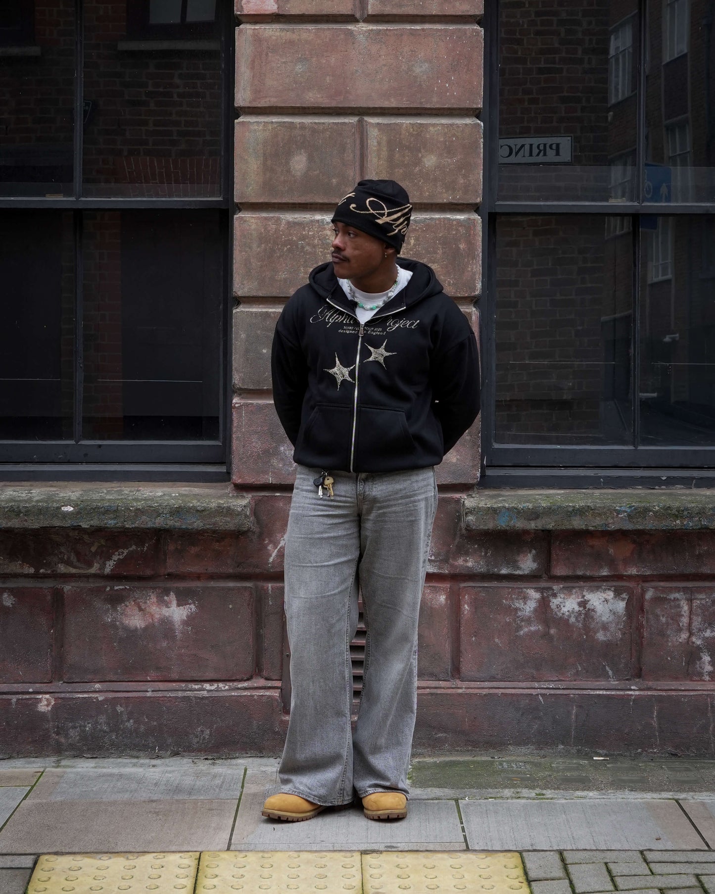 Alpha Project - Beanie - Black & Gold